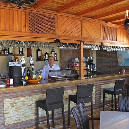 Cafeteria El Mero Guest house 2*